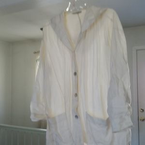 100% linen button-front jacket